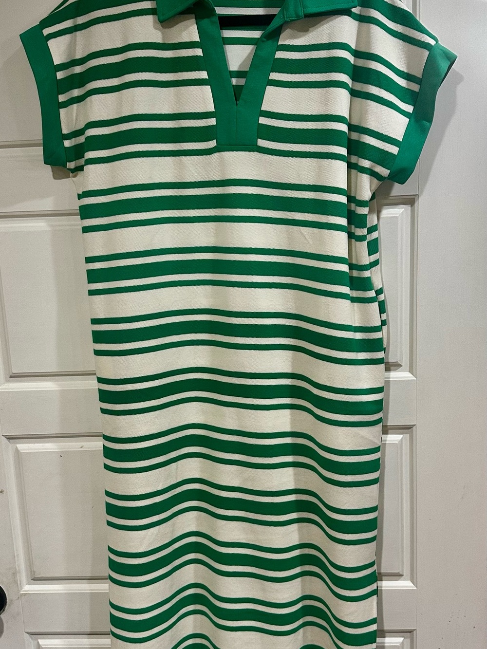entro Green & White Striped V-Neck Pocket Maxi Dress